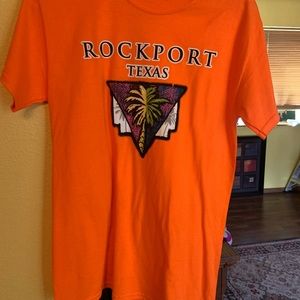 T-SHIRT it’s sort of a bigger size small